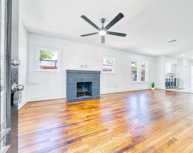 1569 Elliott Street - Photo Thumbnail 11