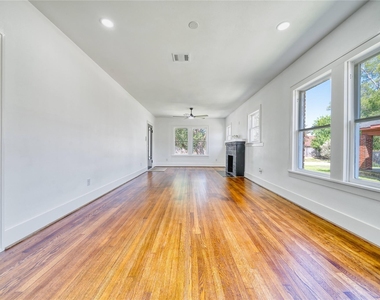 1569 Elliott Street - Photo Thumbnail 10