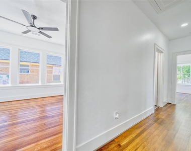 1569 Elliott Street - Photo Thumbnail 27