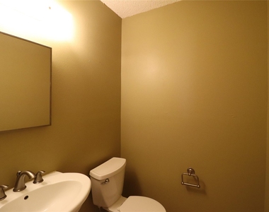 13026 Cavern Park Drive - Photo Thumbnail 11