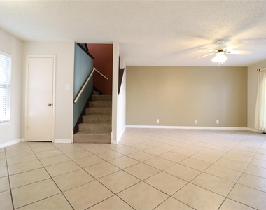 13026 Cavern Park Drive - Photo Thumbnail 3