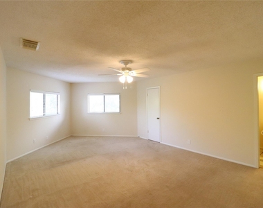 13026 Cavern Park Drive - Photo Thumbnail 14