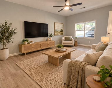 3016 Lincoln Street - Photo Thumbnail 2