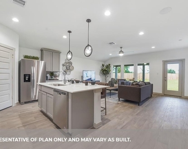 7714 Caspian Ranch Drive - Photo Thumbnail 16