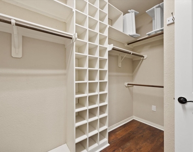23468 Aiken Woods Drive - Photo Thumbnail 13