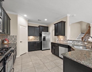 23468 Aiken Woods Drive - Photo Thumbnail 7