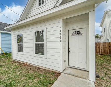 16888 Kempwood - Photo Thumbnail 1