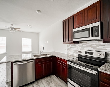 16888 Kempwood - Photo Thumbnail 3