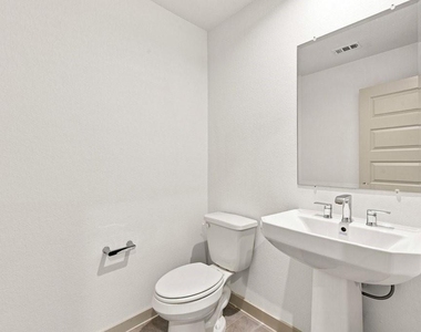 6906 Aspen Highlands Court - Photo Thumbnail 9