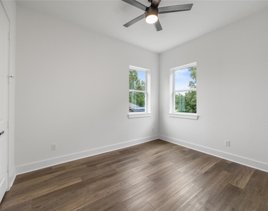 6530 Tuskegee Street - Photo Thumbnail 8