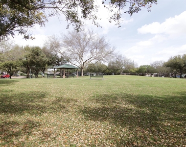 4606 Autumn Village Court - Photo Thumbnail 22