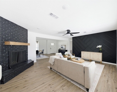 6211 Dumfries Drive - Photo Thumbnail 8