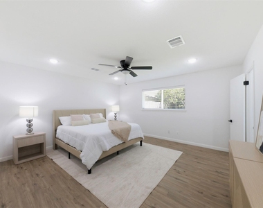 6211 Dumfries Drive - Photo Thumbnail 31