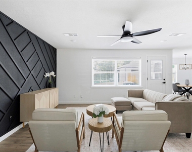 6211 Dumfries Drive - Photo Thumbnail 23