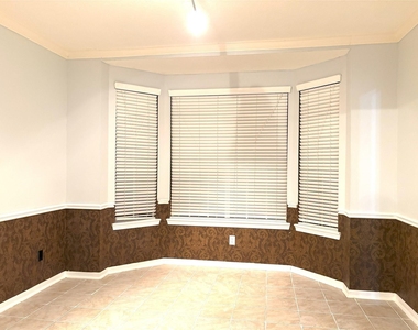 7710 Misty Fern Court - Photo Thumbnail 12