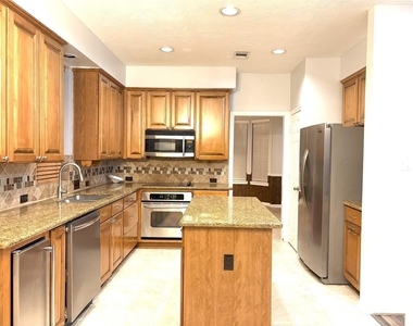 7710 Misty Fern Court - Photo Thumbnail 11