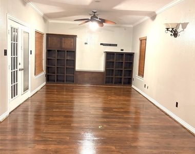 7710 Misty Fern Court - Photo Thumbnail 17