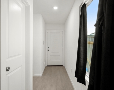 18323 Palazzo Romano Lane - Photo Thumbnail 5
