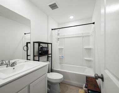 18323 Palazzo Romano Lane - Photo Thumbnail 17