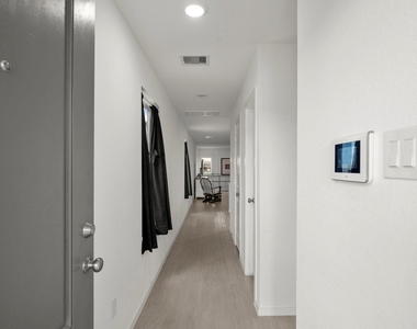 18323 Palazzo Romano Lane - Photo Thumbnail 4