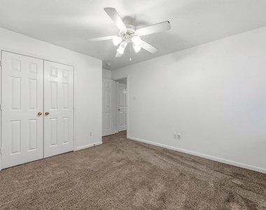 103 Ledgestone Place - Photo Thumbnail 34