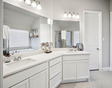 23626 Sage Villa Drive - Photo Thumbnail 9