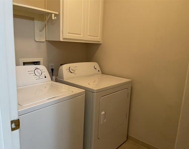 6410 E Linpar Court - Photo Thumbnail 22