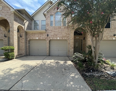 6410 E Linpar Court - Photo Thumbnail 25