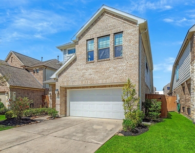 6019 Dovetail Cliff Court - Photo Thumbnail 2