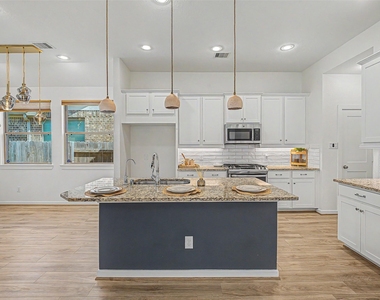 6019 Dovetail Cliff Court - Photo Thumbnail 9