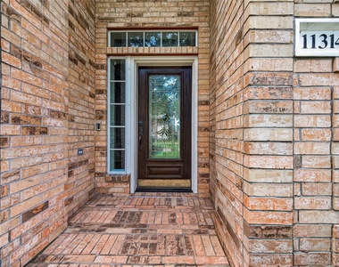 11314 Bucks Bridge Lane - Photo Thumbnail 18