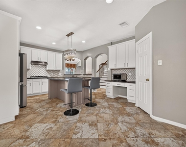 11314 Bucks Bridge Lane - Photo Thumbnail 7