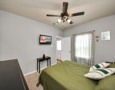 32655 Timber Point Drive - Photo Thumbnail 17
