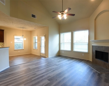 118 E Lasting Spring Circle - Photo Thumbnail 22