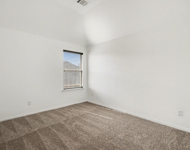 11022 Croftmore Drive - Photo Thumbnail 32
