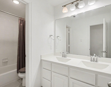 11022 Croftmore Drive - Photo Thumbnail 28