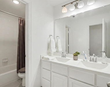 11022 Croftmore Drive - Photo Thumbnail 29