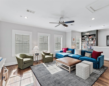 1504 Knox Street - Photo Thumbnail 27
