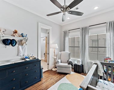 1504 Knox Street - Photo Thumbnail 21