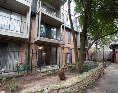 2475 Underwood Street - Photo Thumbnail 24