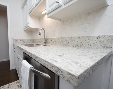 2475 Underwood Street - Photo Thumbnail 13