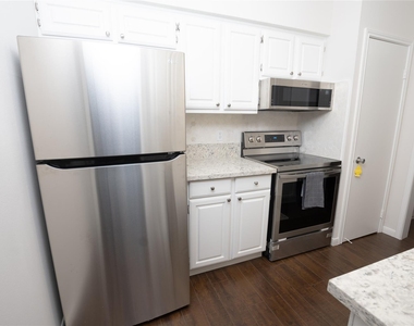 2475 Underwood Street - Photo Thumbnail 18