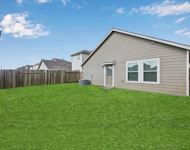 7931 Tuscan Cypress Drive - Photo Thumbnail 2