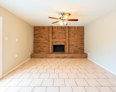 1219 Briarmead Drive - Photo Thumbnail 8