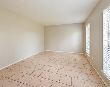 1219 Briarmead Drive - Photo Thumbnail 1