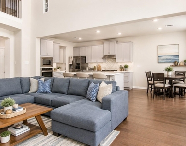 4411 Woodridge Drive - Photo Thumbnail 5