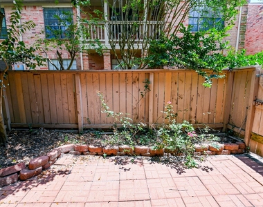 2255 Braeswood Park Drive - Photo Thumbnail 25