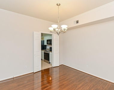 2255 Braeswood Park Drive - Photo Thumbnail 7