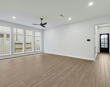 949 Cortez Creek Drive - Photo Thumbnail 4