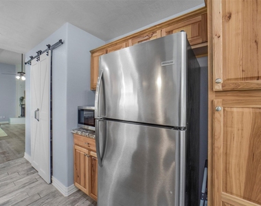10546 Waving Fields Drive - Photo Thumbnail 16